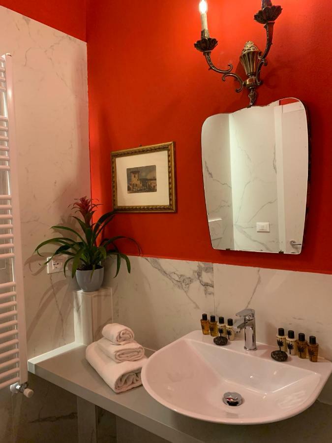 L'8Boutique Via Piella Appartement Bologna Buitenkant foto